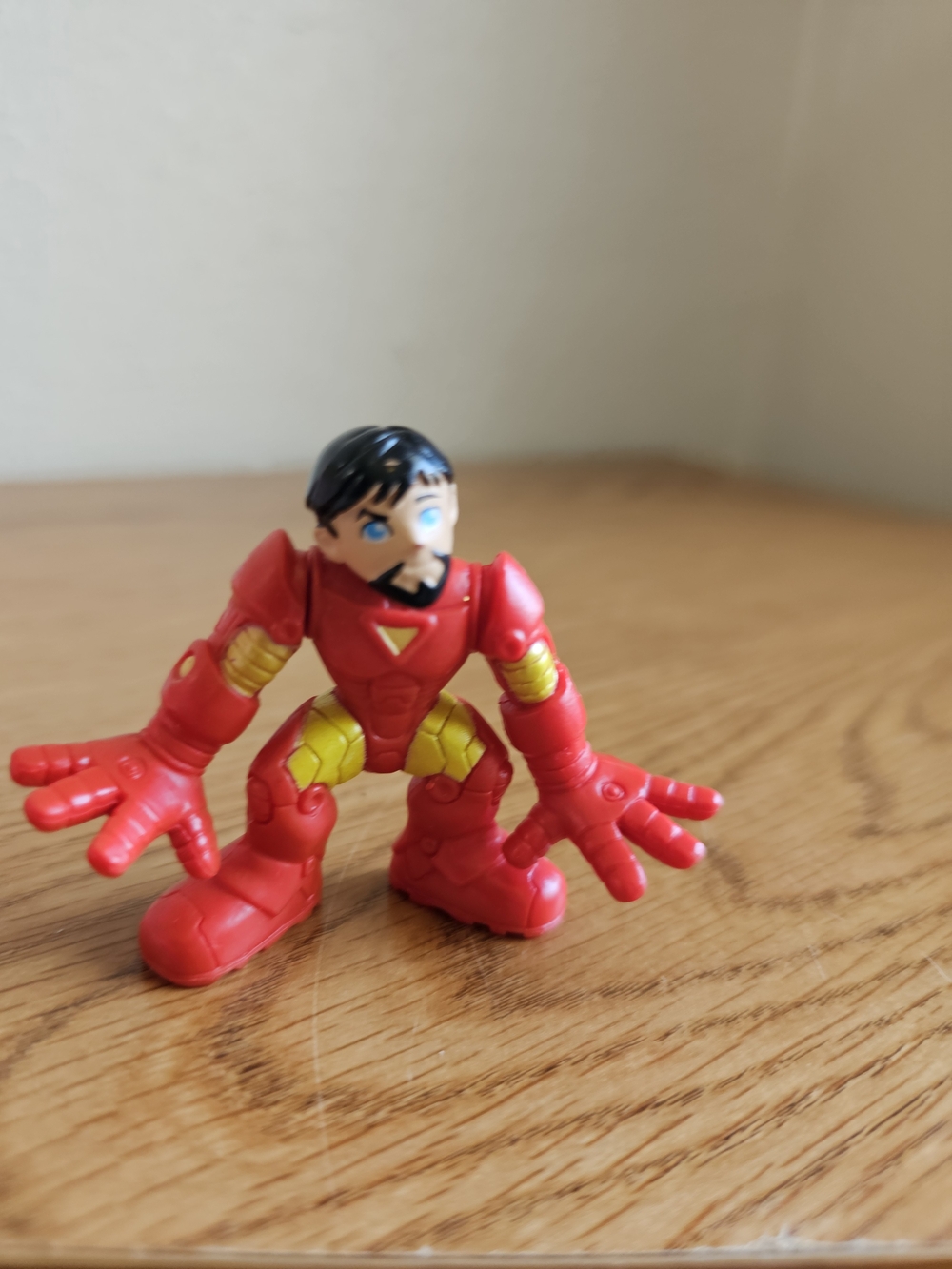 4/$10 Ironman Marvel Small Action Figure Toy 2009
